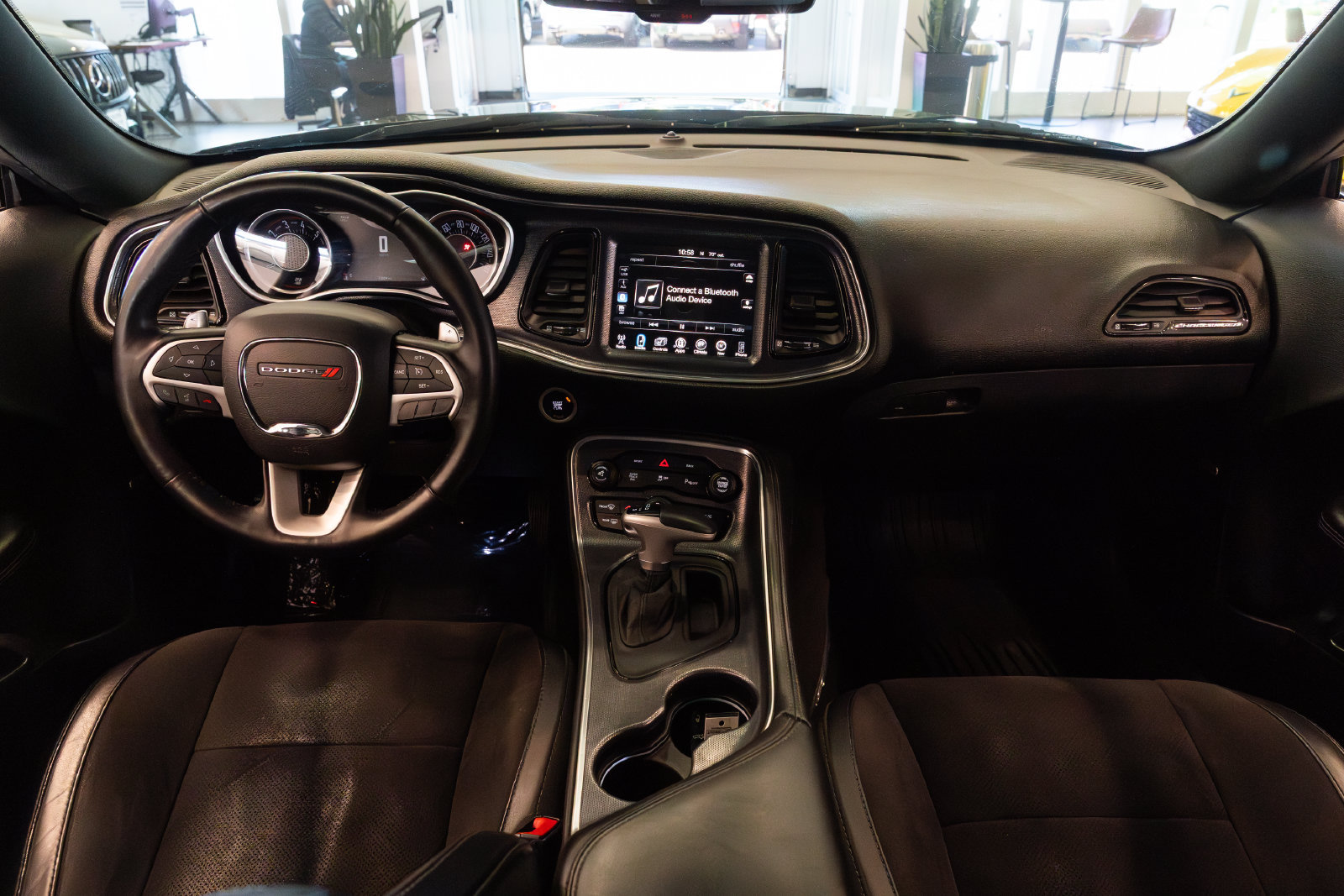 Used 2015 Dodge Challenger R/T Plus RWD image 9