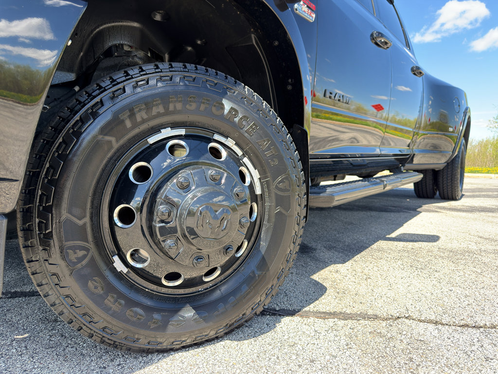 Used 2023 RAM 3500 Limited AWD/4WD image 12