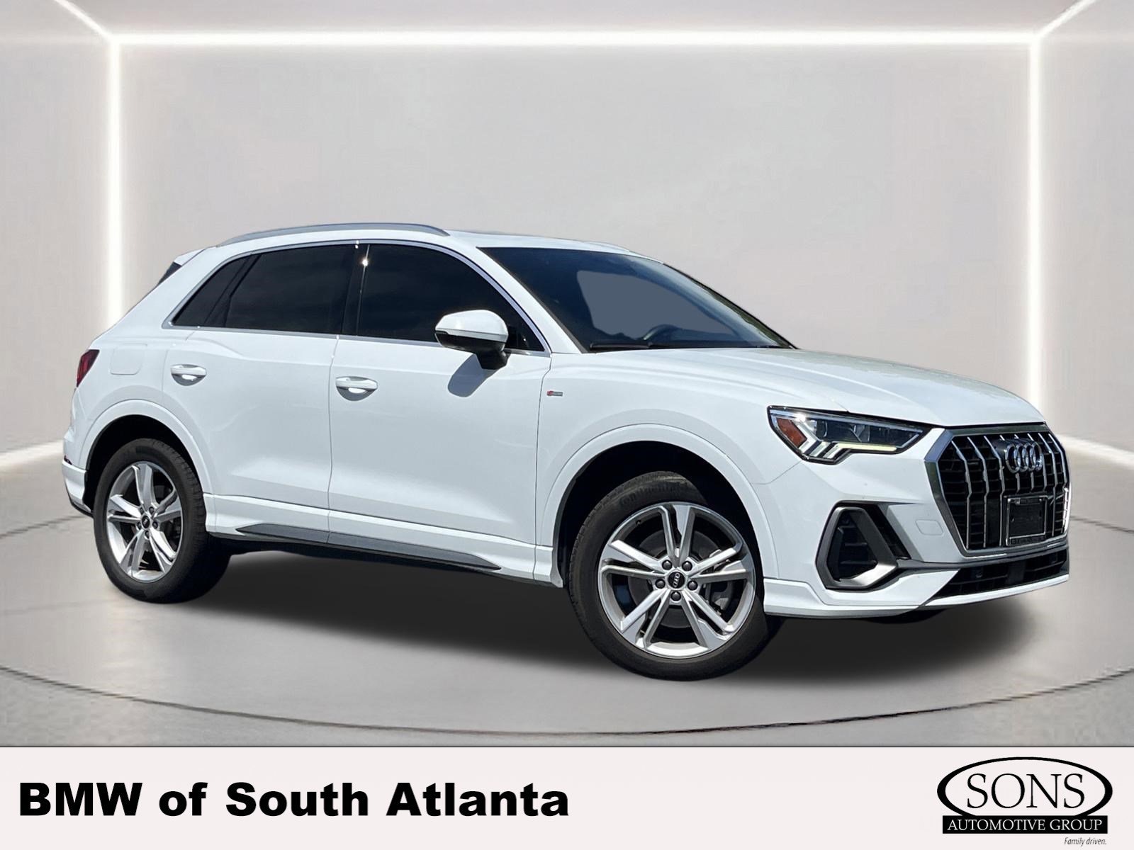 Used 2022 Audi Q3 2.0T Premium Plus AWD/4WD video 1