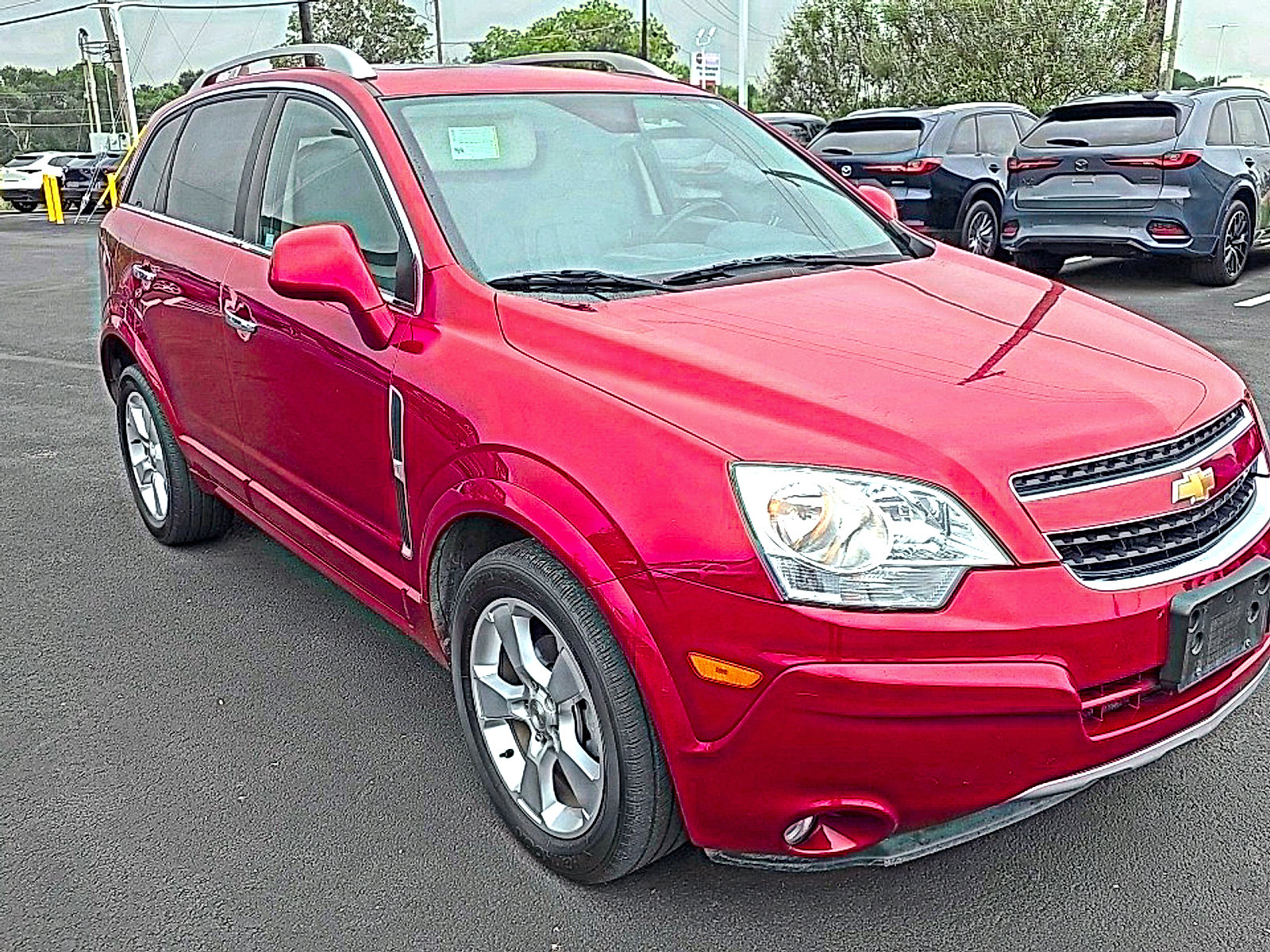 Used 2014 Chevrolet Captiva Sport LT w/ Convenience Package FWD image 3