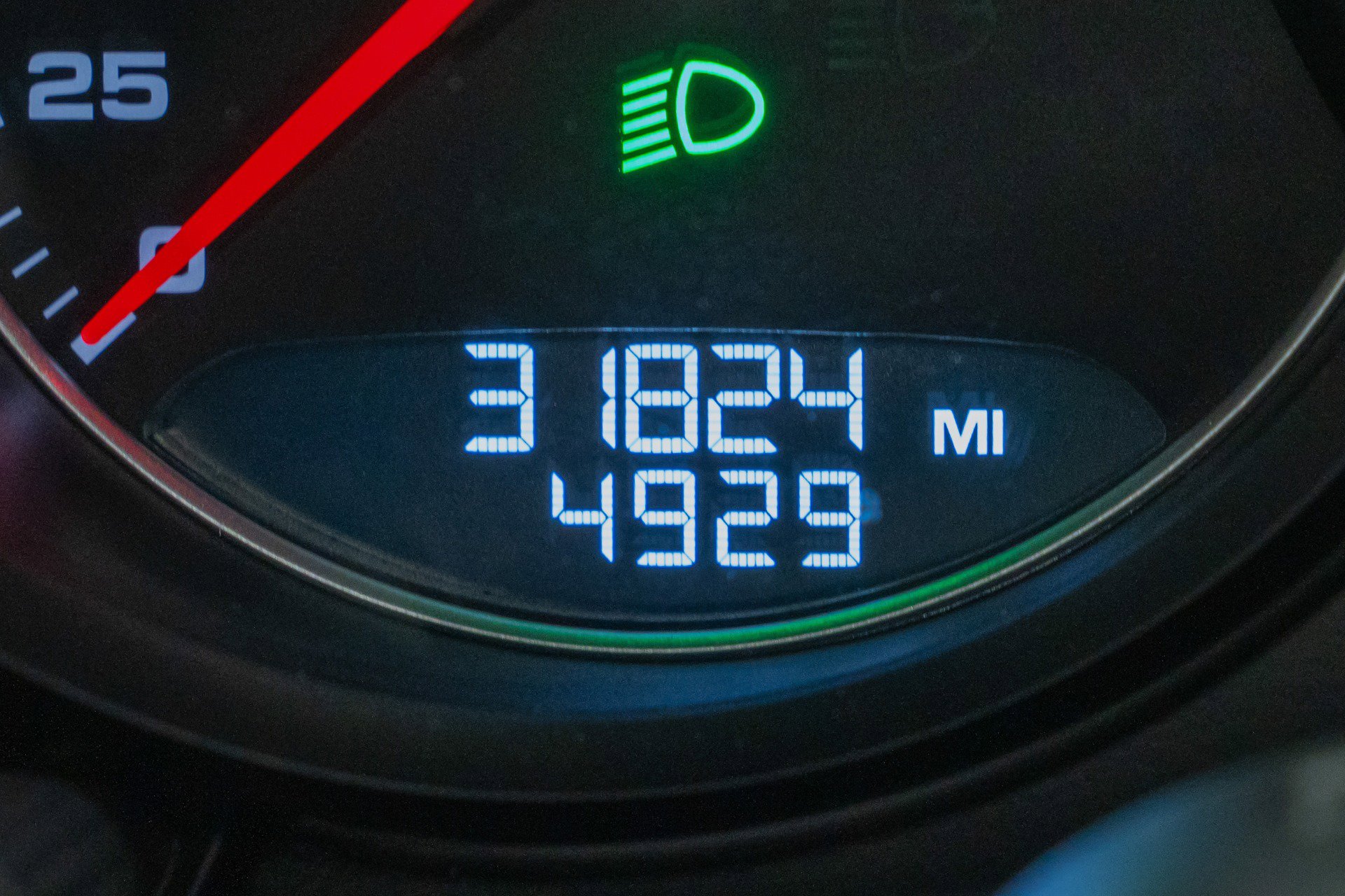 Used 2016 Porsche 911 Turbo S image 21