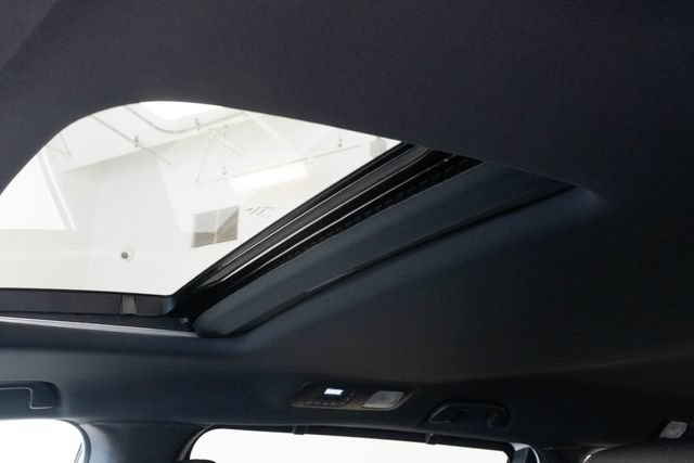 Certified 2023 Honda Odyssey Sport image 4