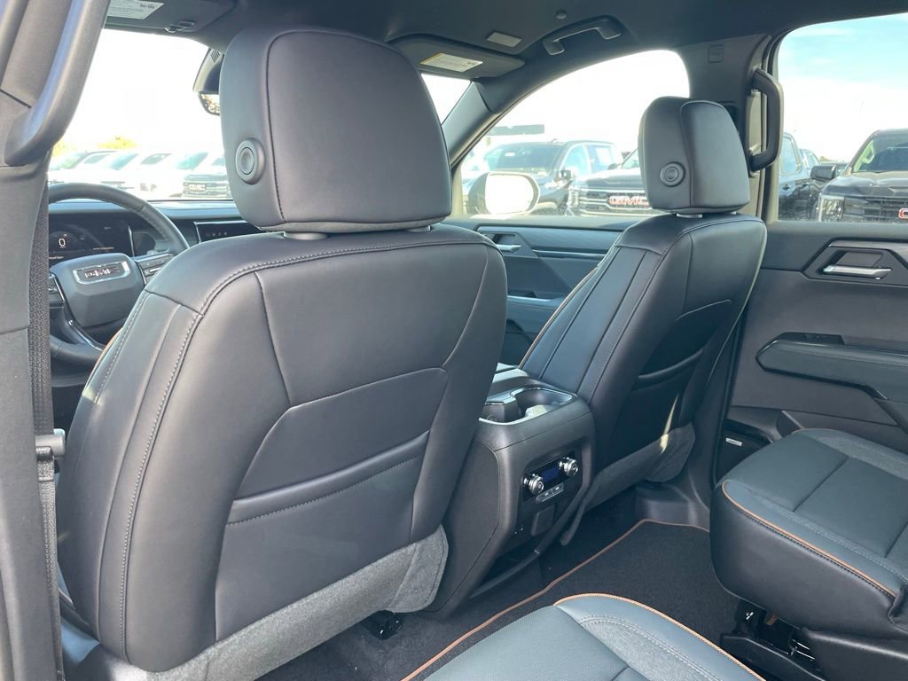 New 2026 GMC Acadia AT4 image 23