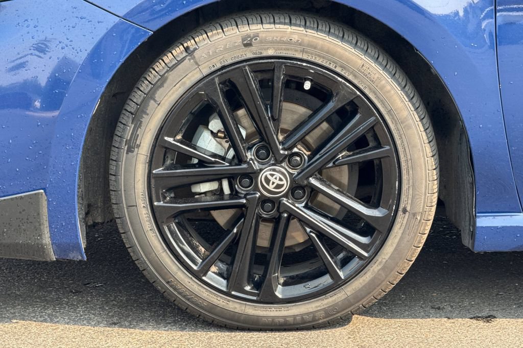 Used 2025 Toyota Camry SE FWD image 29