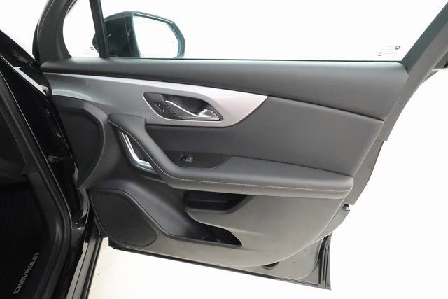 Used 2025 Chevrolet Blazer LT w/ Convenience Package image 19