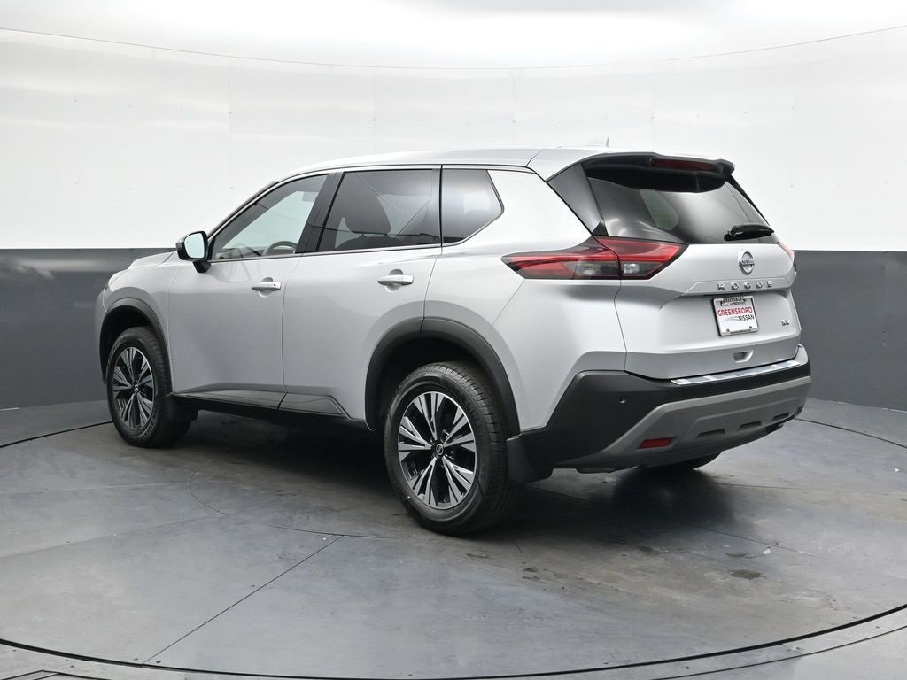 Used 2021 Nissan Rogue SV image 6