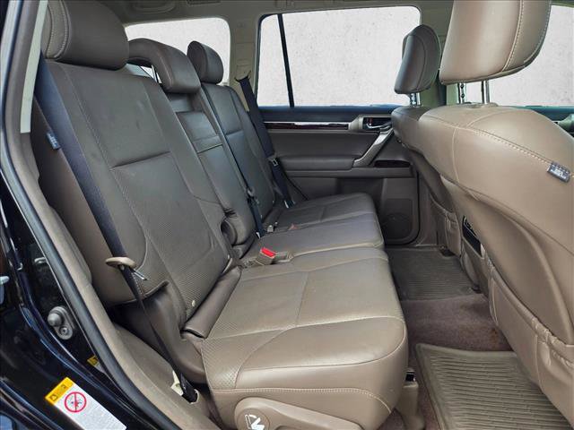 Used 2018 Lexus GX 460 Luxury w/ Preferred Accessory Package AWD/4WD image 19