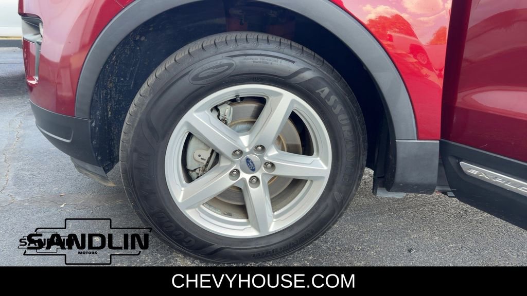 Used 2019 Ford Explorer XLT w/ Equipment Group 202A image 31