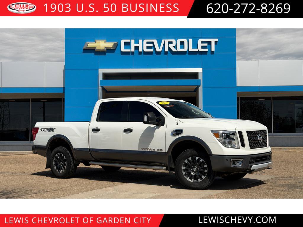 Used 2019 Nissan Titan PRO-4X w/ Pro-4x Convenience Package AWD/4WD video 1