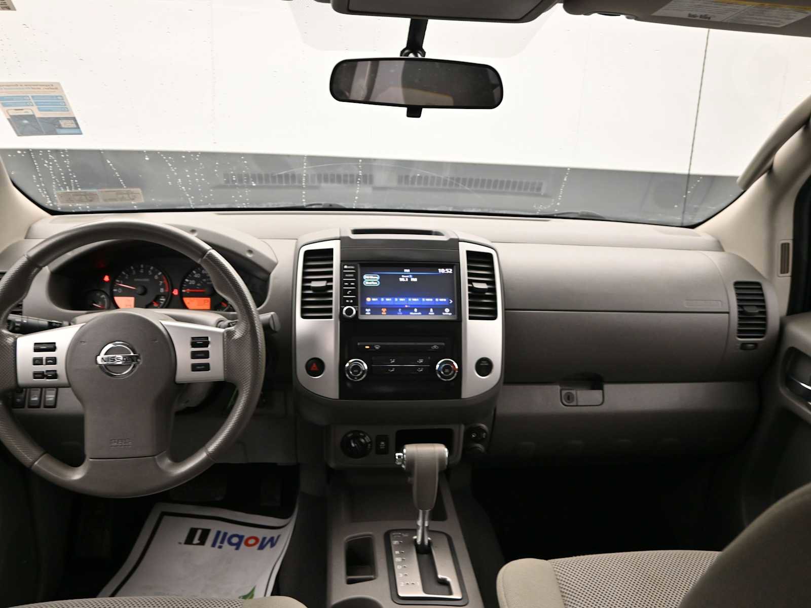 Used 2019 Nissan Frontier SV image 17