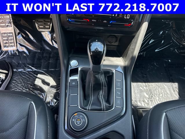 Used 2024 Volkswagen Tiguan SEL R-Line AWD/4WD image 21