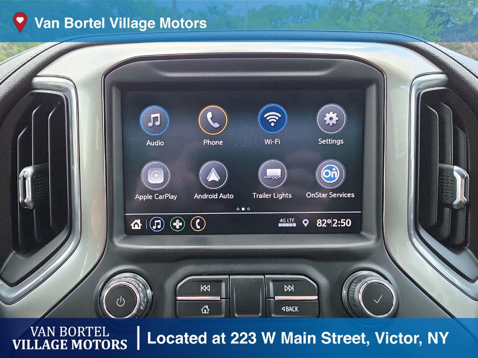 Used 2020 Chevrolet Silverado 1500 LT w/ All-Star Edition AWD/4WD image 19