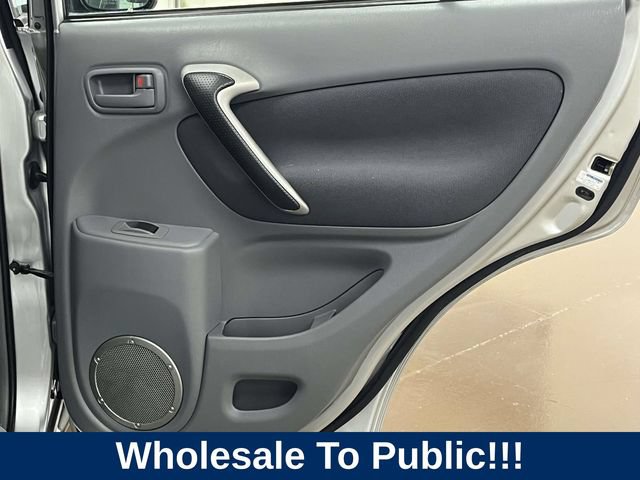 Used 2003 Toyota RAV4 4WD w/ Quick-Order Pkg image 21