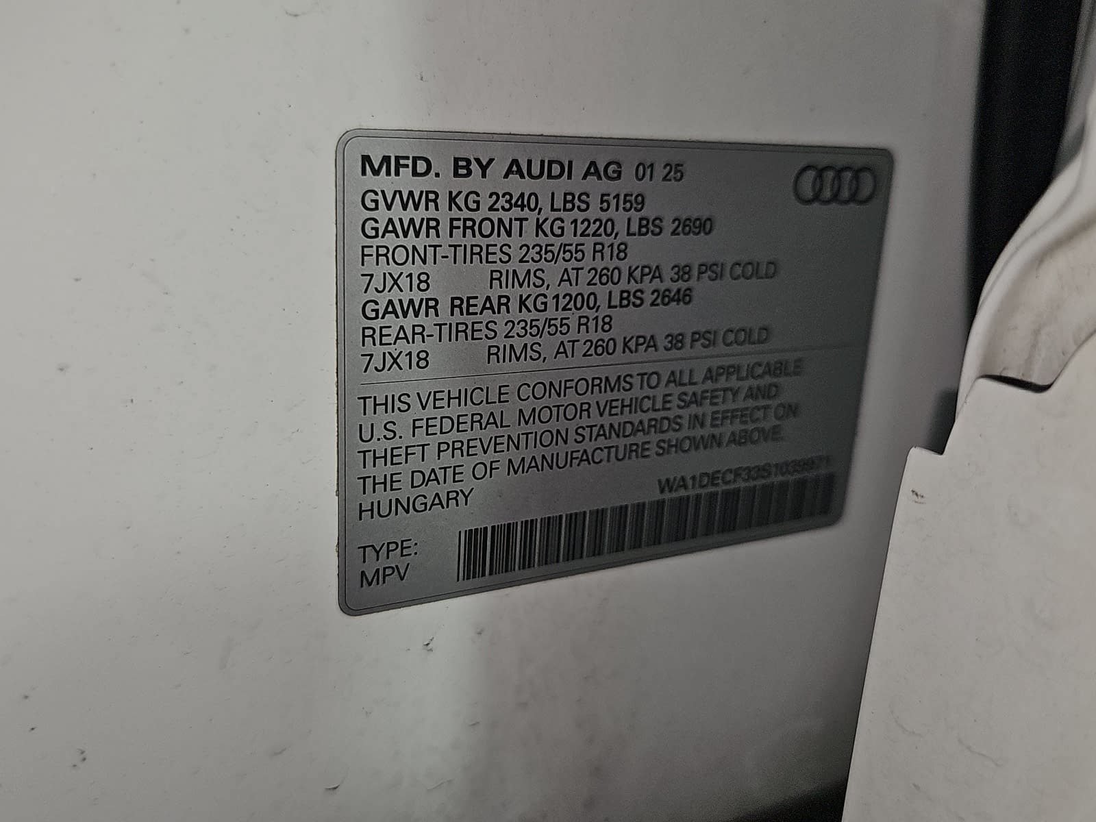 Used 2025 Audi Q3 2.0T Premium w/ Convenience Package AWD/4WD image 28
