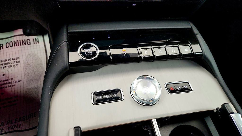 Used 2025 Lincoln Navigator Reserve w/ Jet Appearance Package image 19