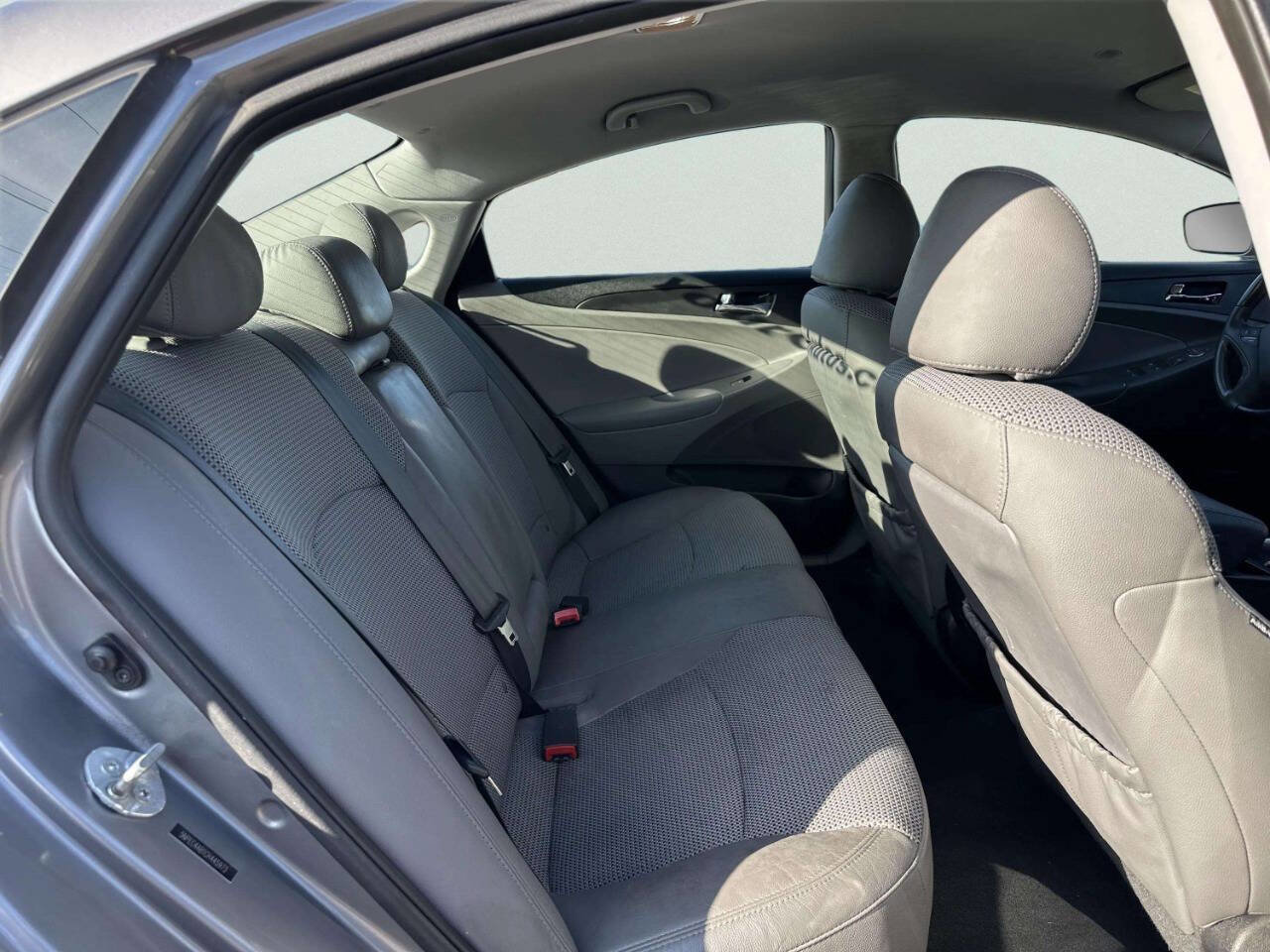 Used 2012 Hyundai Sonata SE image 20