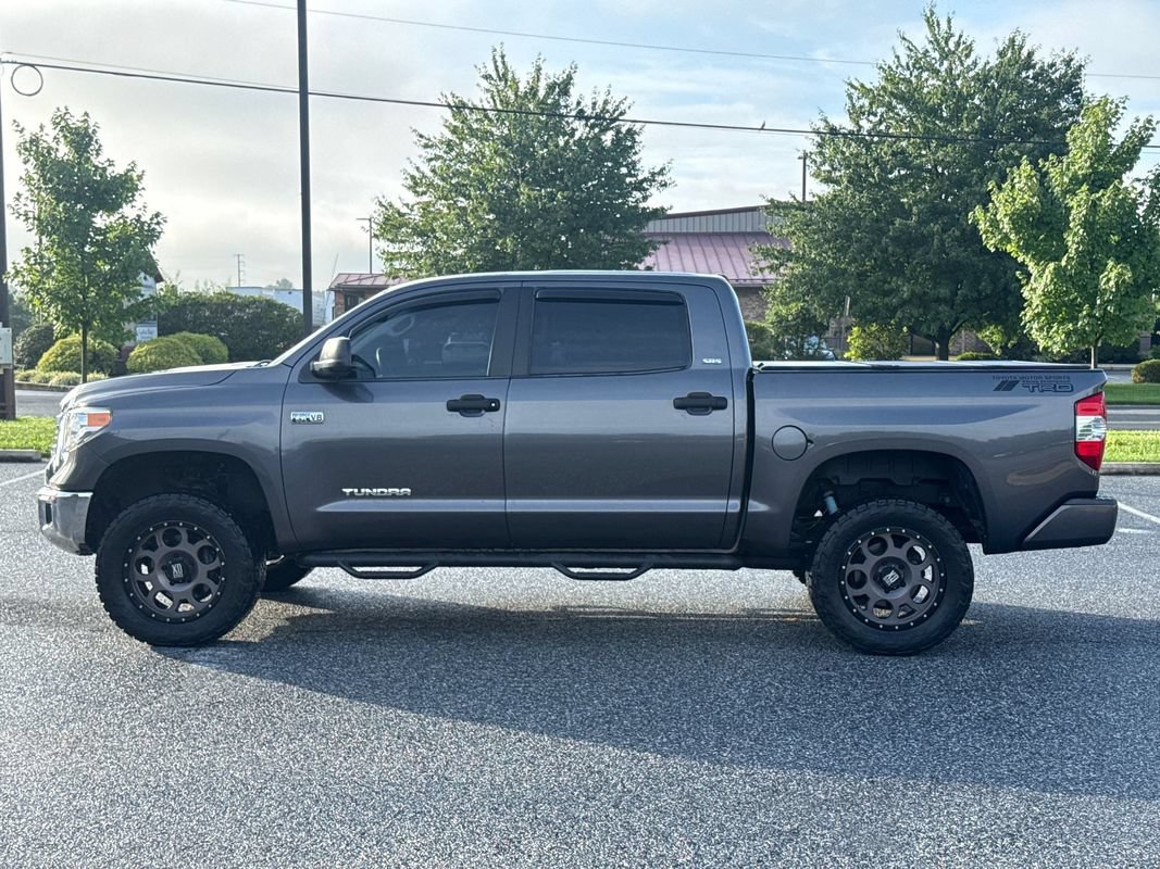 Used 2017 Toyota Tundra SR5 w/ TRD Off Road Package AWD/4WD image 5