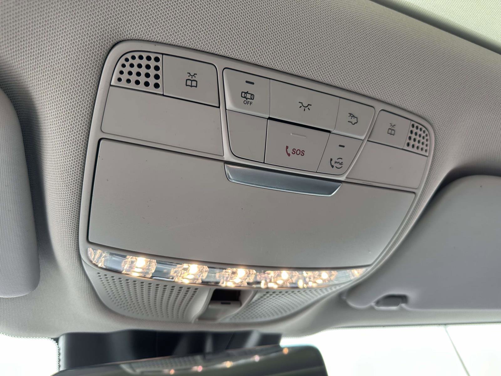 Used 2021 Mercedes-Benz GLC 300 4MATIC image 29