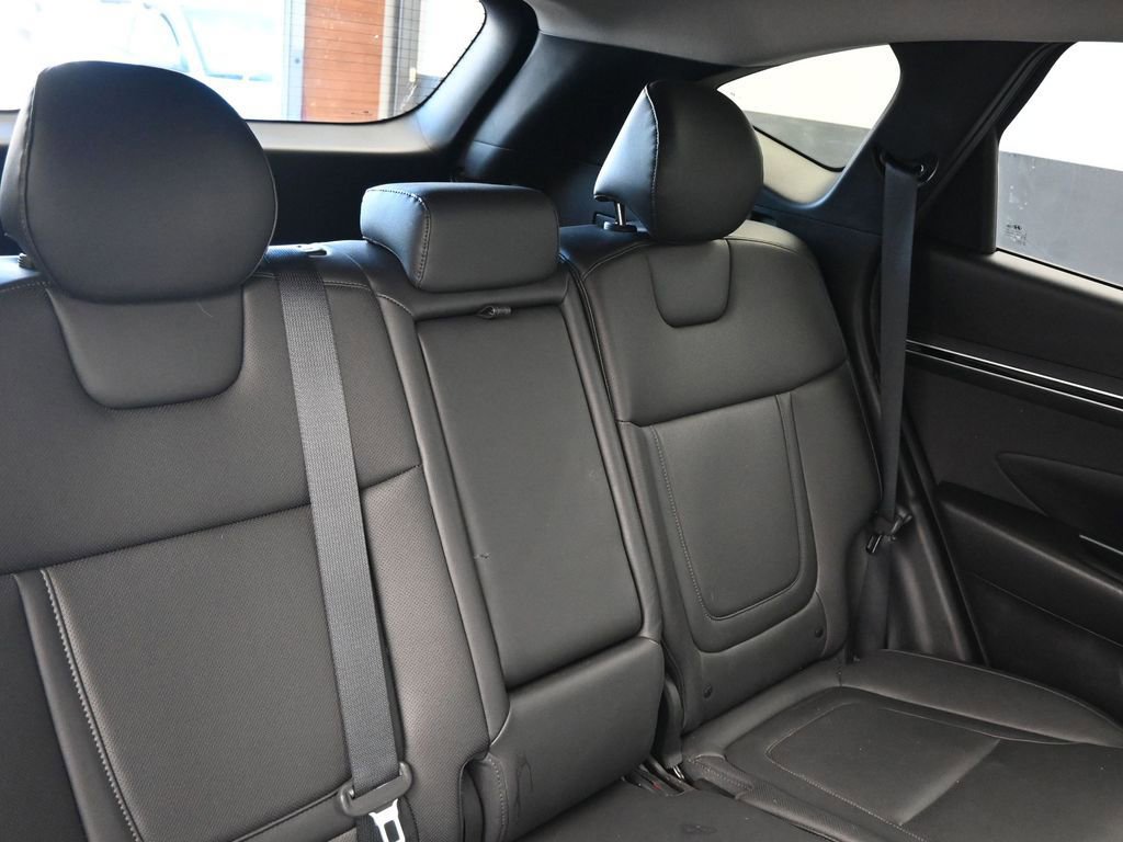 Used 2023 Hyundai Tucson SEL w/ Convenience Package image 14