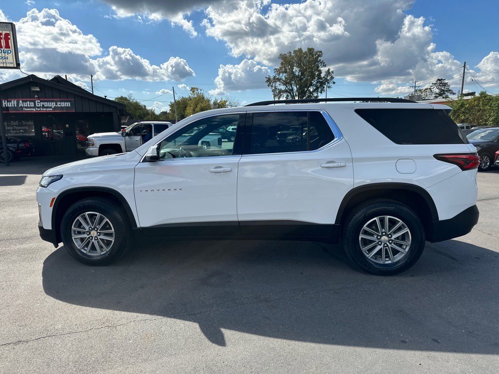 Used 2022 Chevrolet Traverse LT image 6