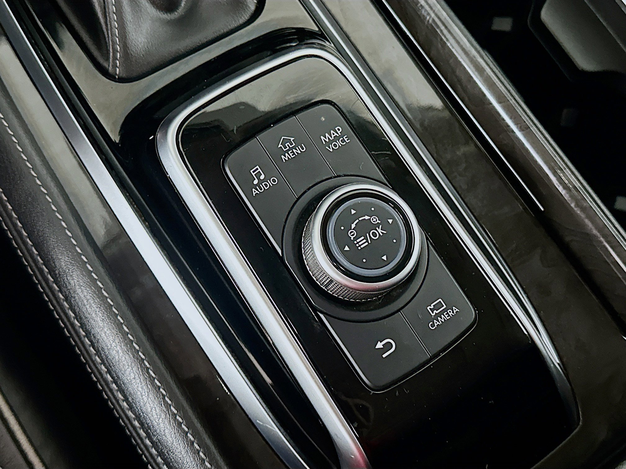 Used 2024 INFINITI QX80 Luxe image 26