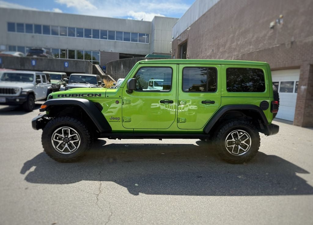 Used 2025 Jeep Wrangler Unlimited Rubicon w/ Safety Group AWD/4WD image 14