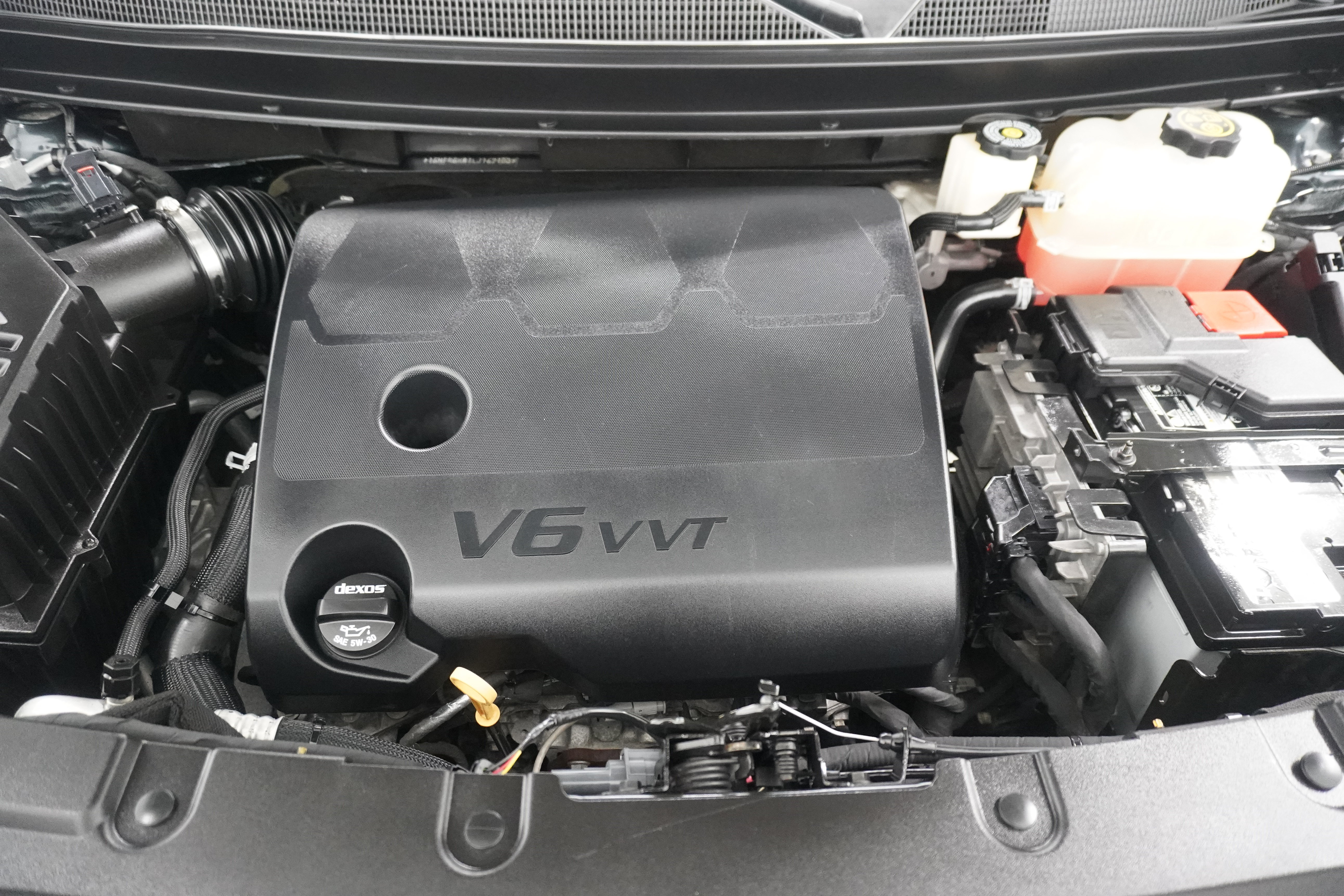 Used 2020 Chevrolet Traverse LT FWD image 32