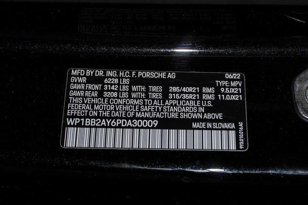 Certified 2023 Porsche Cayenne S AWD/4WD image 30