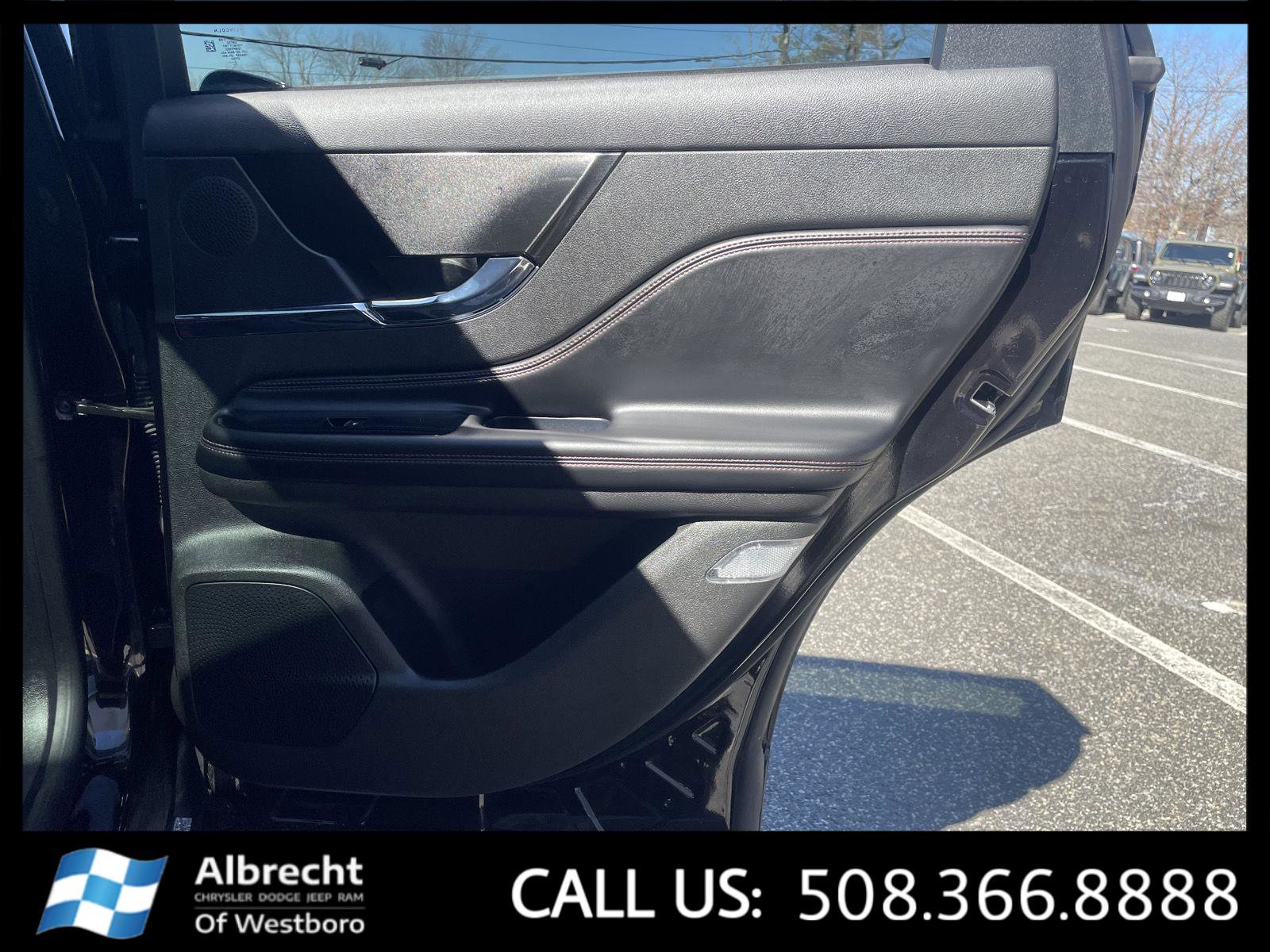 Used 2023 Lincoln Corsair Reserve w/ Equipment Group 201A image 19