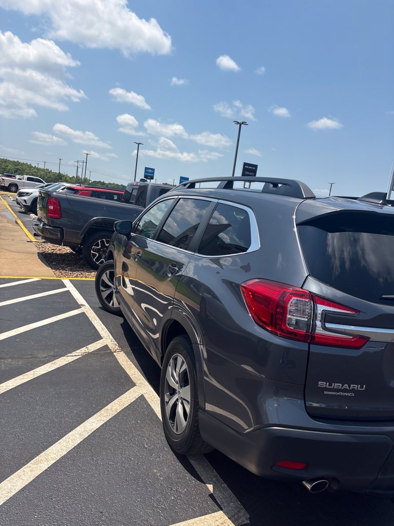 Used 2024 Subaru Ascent Premium AWD/4WD image 5