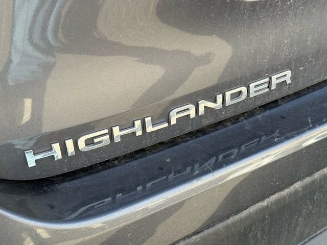 Used 2020 Toyota Highlander XLE image 10