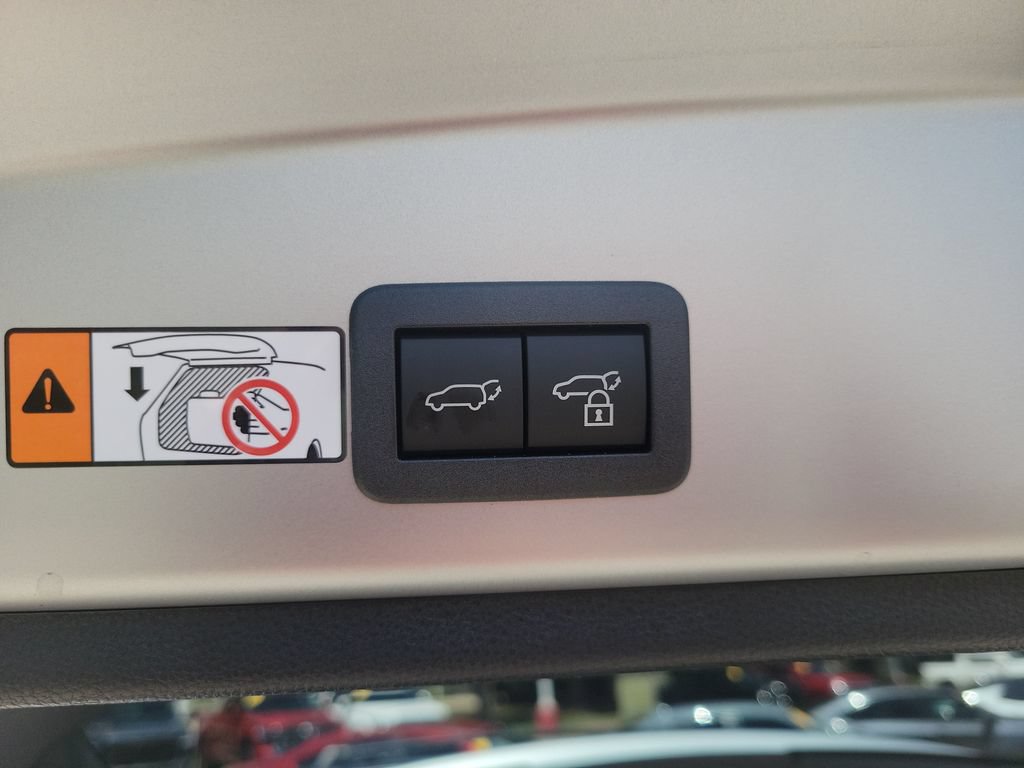 Certified 2026 Toyota Corolla Cross XLE w/ Convenience Package FWD image 32