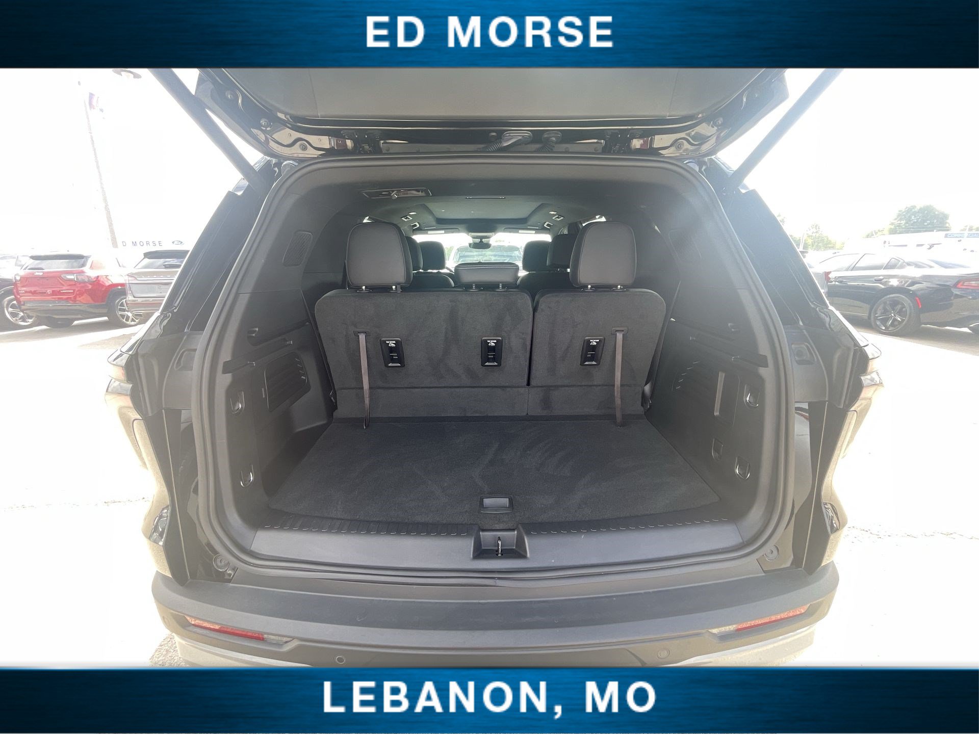 Certified 2026 Chevrolet Traverse LT w/ Sun and Wheel Package FWD image 23