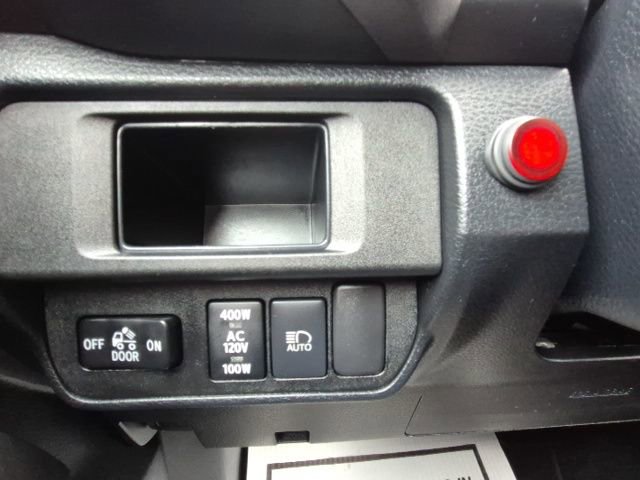 Used 2019 Toyota Tacoma TRD Off-Road image 32