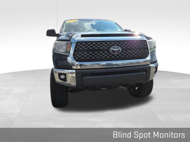 Used 2019 Toyota Tundra SR5 w/ Convenience Package AWD/4WD image 5