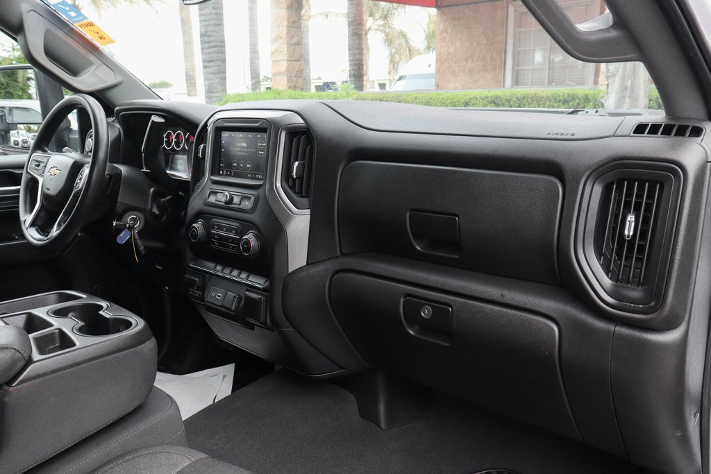 Used 2022 Chevrolet Silverado 2500 Custom w/ Custom Value Package image 35