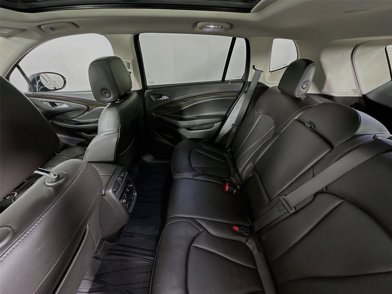 Used 2020 Buick Envision Premium image 11