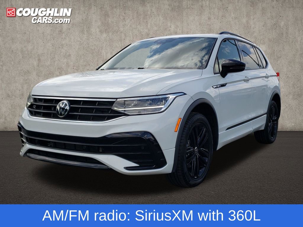 Used 2022 Volkswagen Tiguan SE R-Line AWD/4WD image 4
