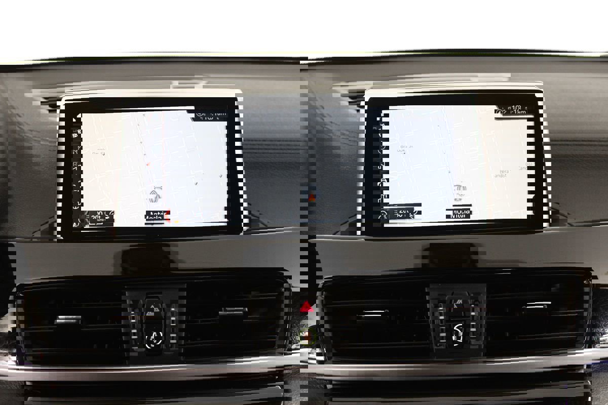 Used 2020 BMW X2 sDrive28i image 17