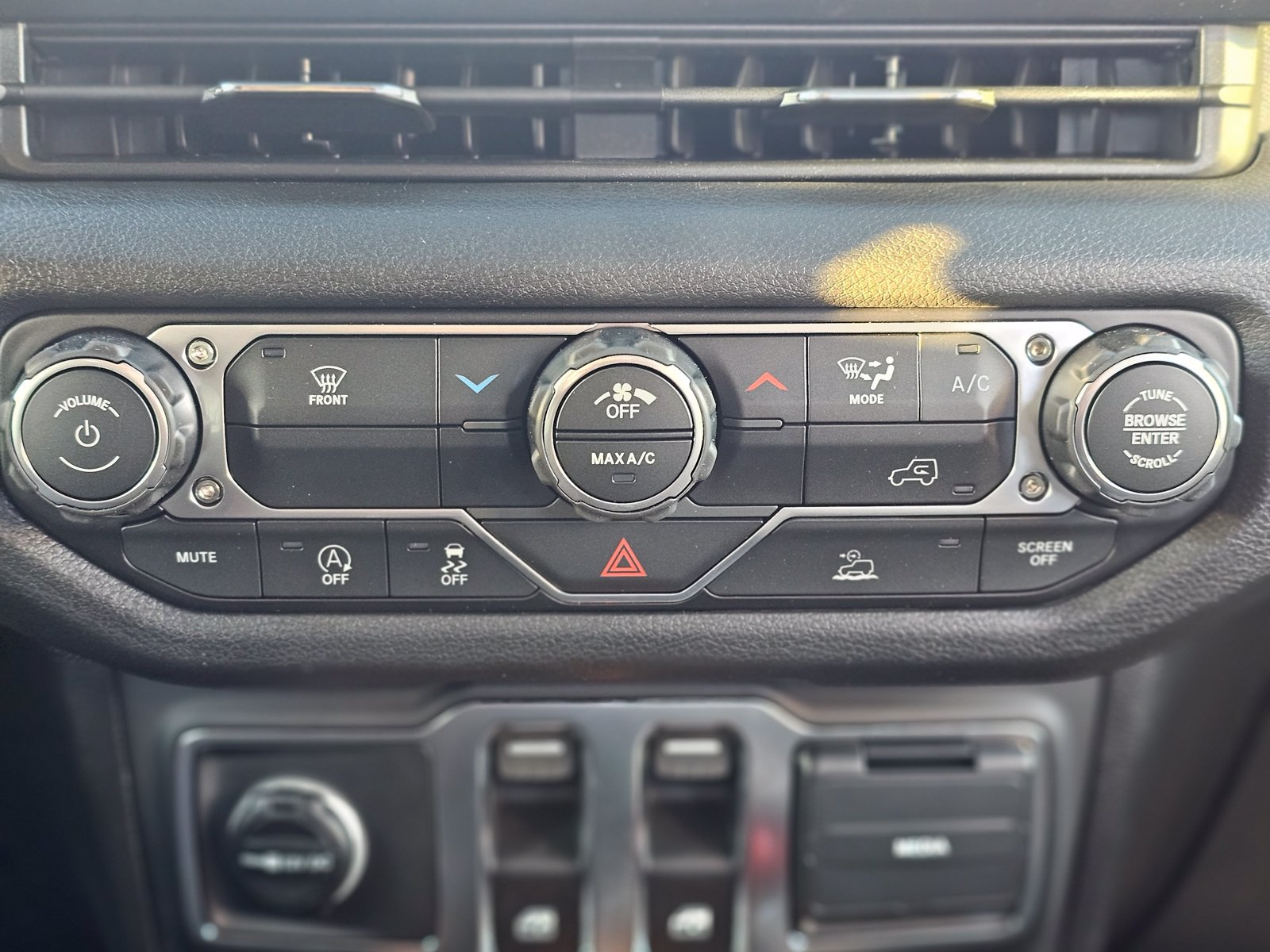 New 2026 Jeep Wrangler Sport AWD/4WD image 13