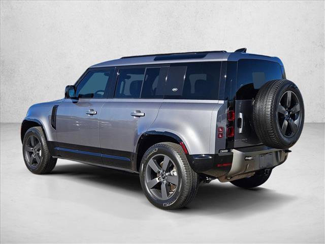 Used 2022 Land Rover Defender 110 X-Dynamic HSE image 8