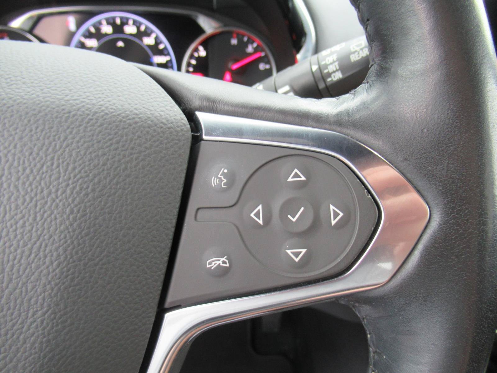Used 2022 Chevrolet Traverse High Country FWD image 28