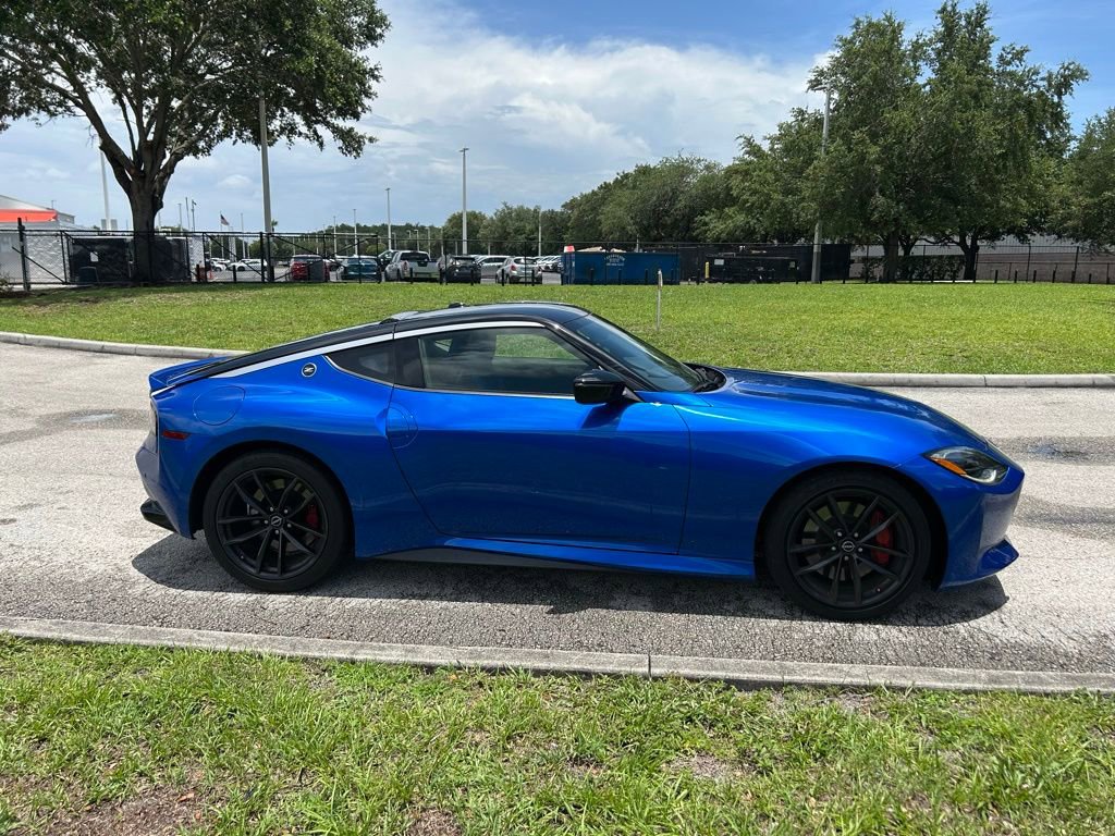 Used 2024 Nissan Z Performance w/ Floor Mat Package RWD image 7