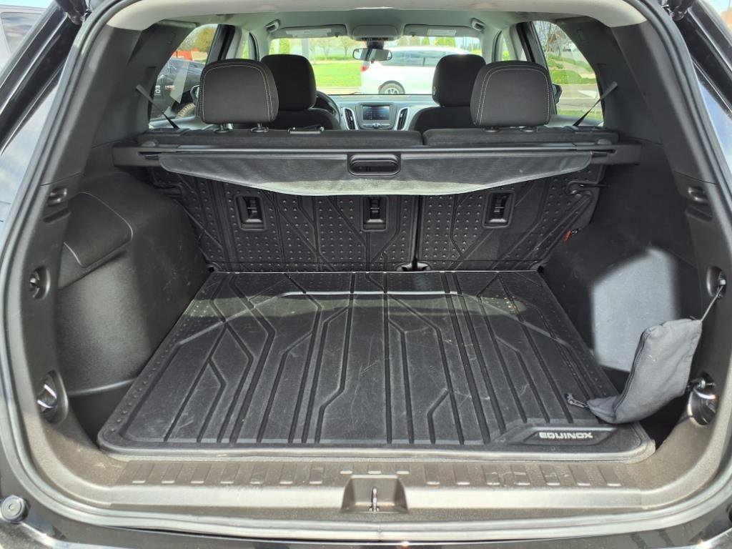 Used 2022 Chevrolet Equinox LS w/ LS Convenience Package image 14