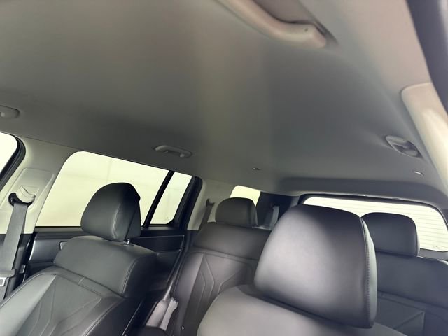 Used 2025 Hyundai Santa Fe SEL FWD image 12