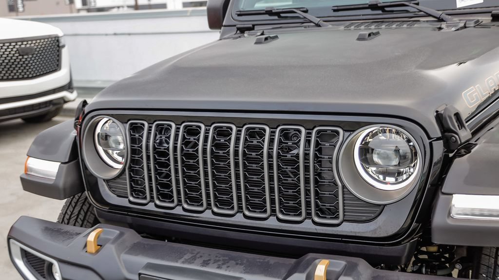 New 2026 Jeep Gladiator Sport AWD/4WD image 6
