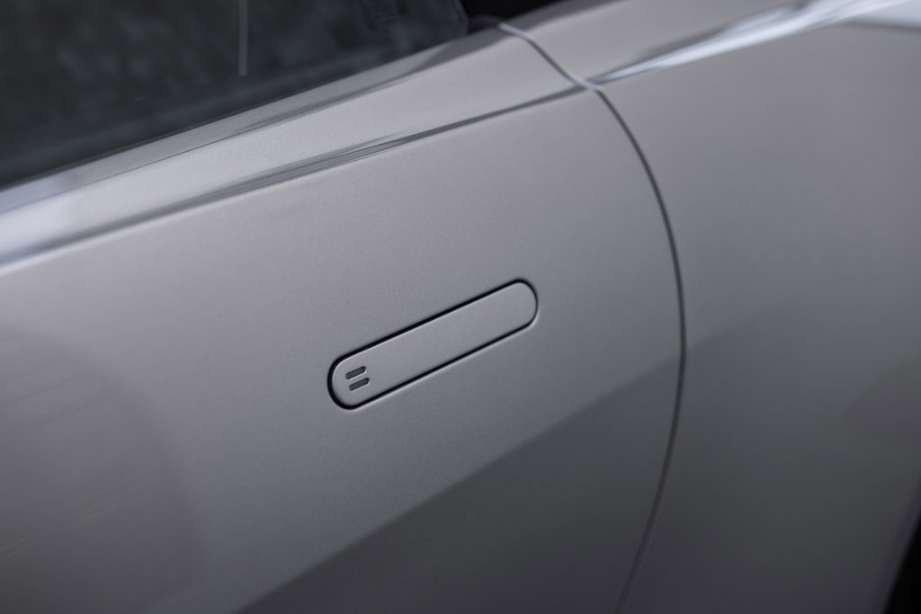 New 2026 Aston Martin V8 Vantage Volante image 10