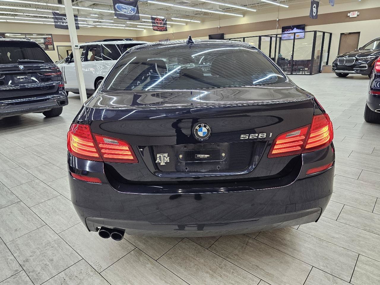 Used 2014 BMW 528i Sedan RWD image 7