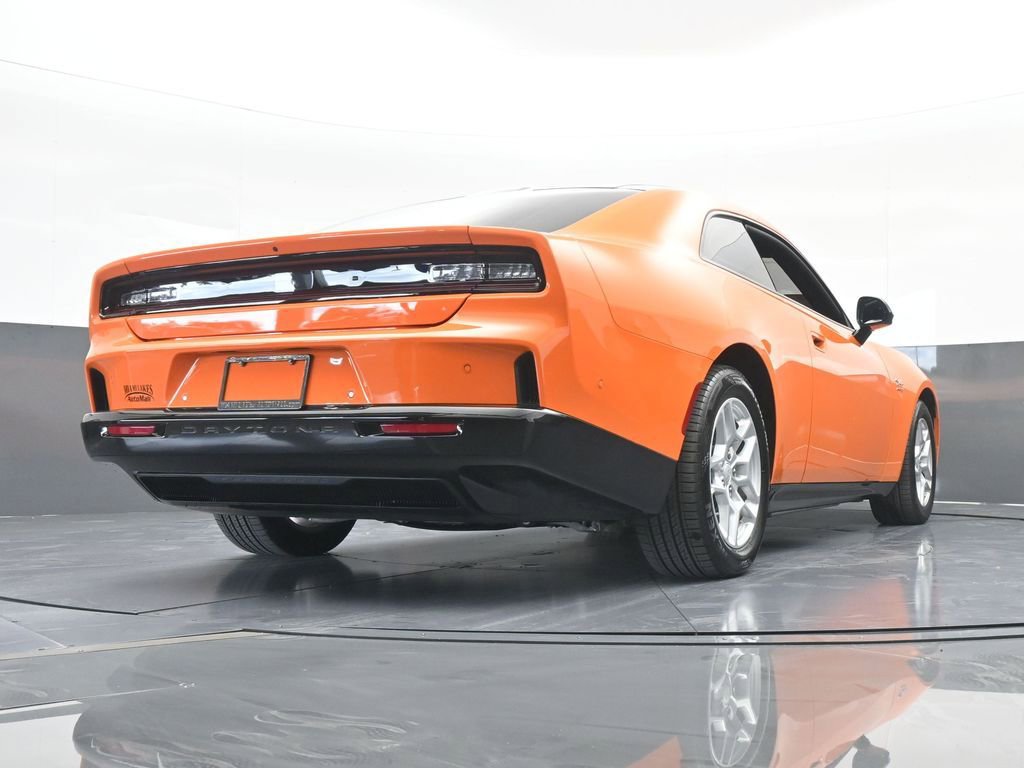 Used 2025 Dodge Charger R/T w/ Sun & Sound Package image 61