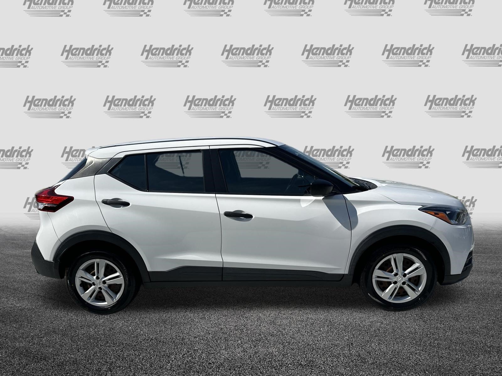 Used 2020 Nissan Kicks S FWD image 11